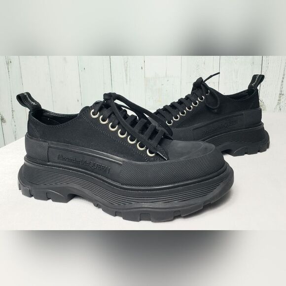 AUTHENTIC Alexander McQueen Trend Slick Cloth Low Sneakers Sz 38 / 8 - Picture 2 of 16